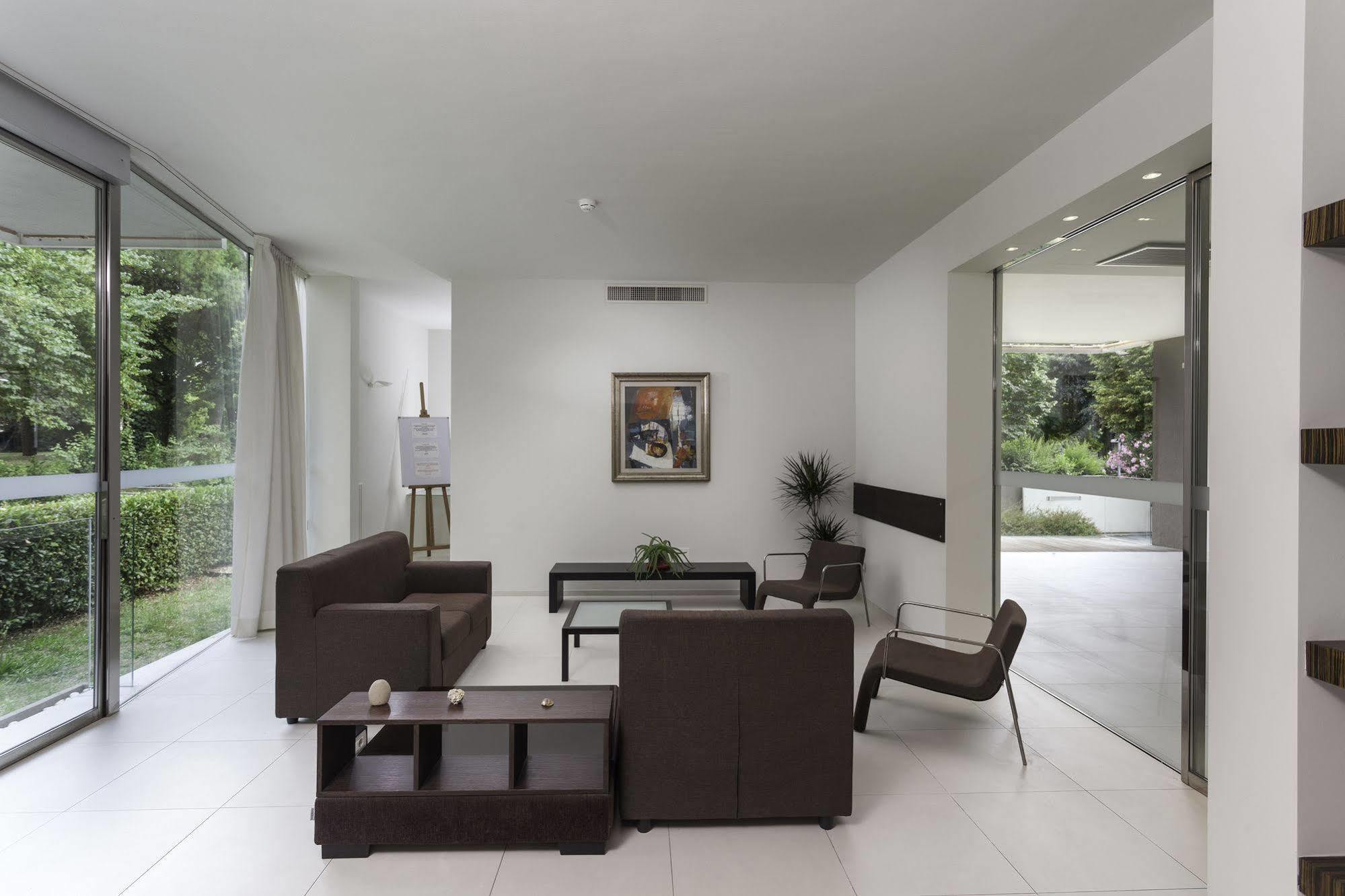 Residence Delfina 里米尼 外观 照片